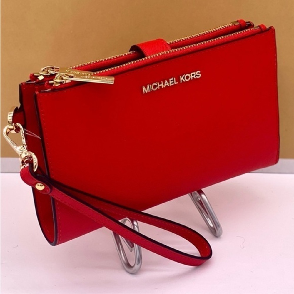 Michael Kors Large DoubleZip Wallet
Wristlet Dark Sangria